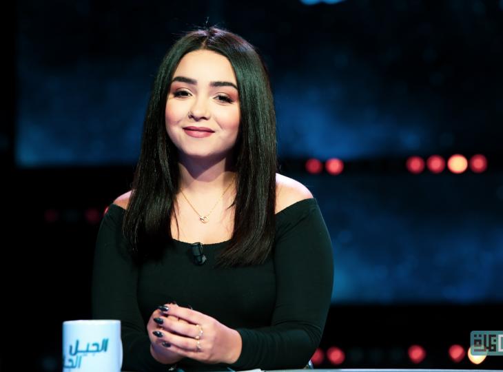 debate Tunisia youth economy privatize public institutions